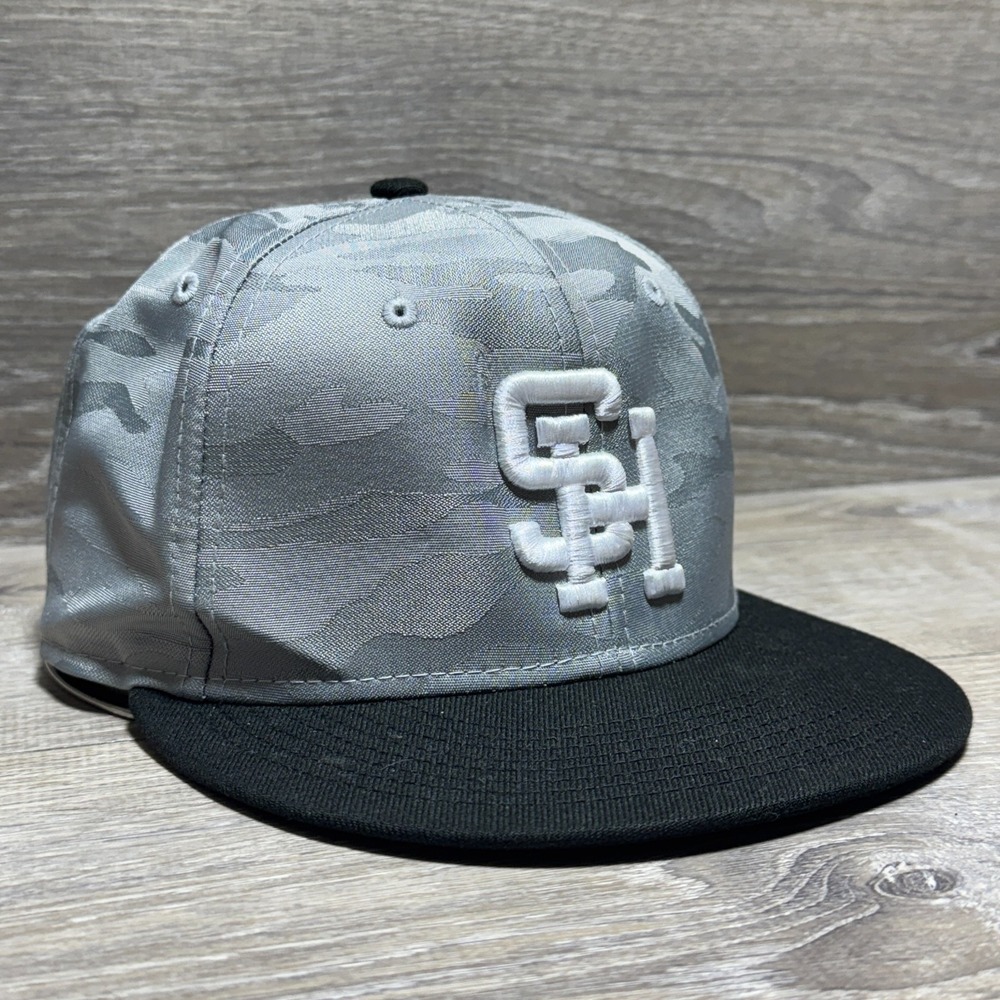 New Era 9Fifty NE407 Camo Flat Bill Snapback‎ Cap SH Logo Black/Grey Camo OSFM